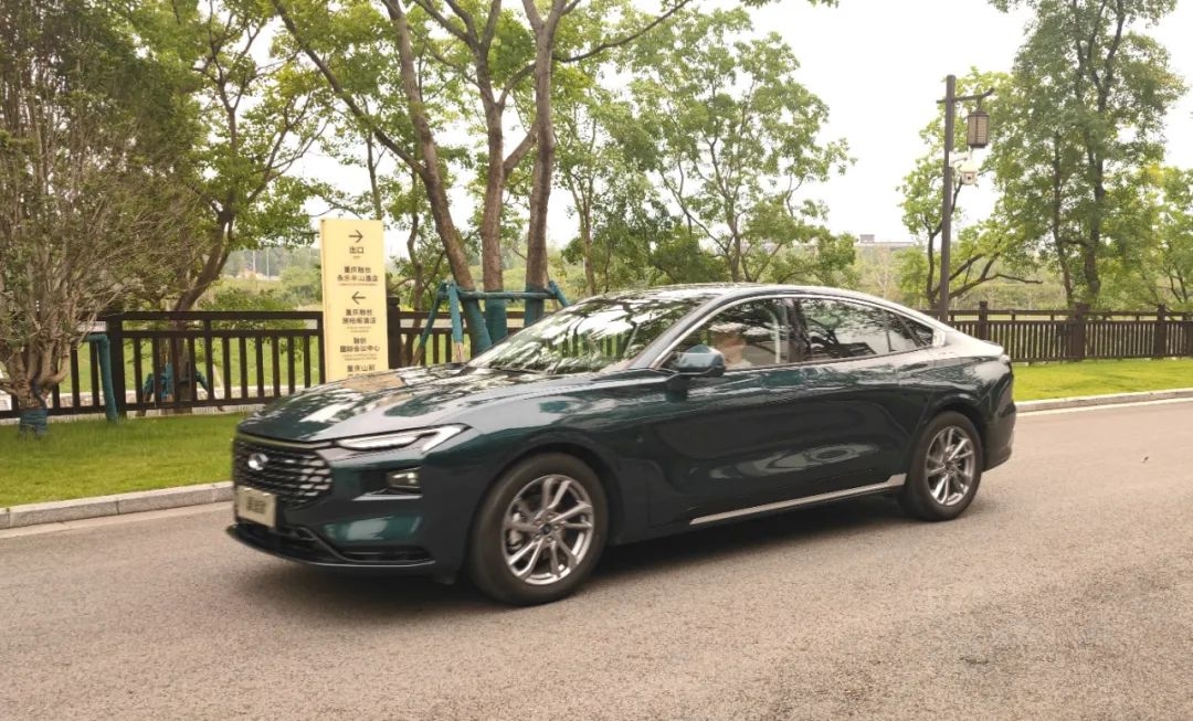 实测6个油，动力管够，新一代蒙迪欧1.5T要革合资轿车的命？_https://www.gysqd.com_新闻资讯_第12张